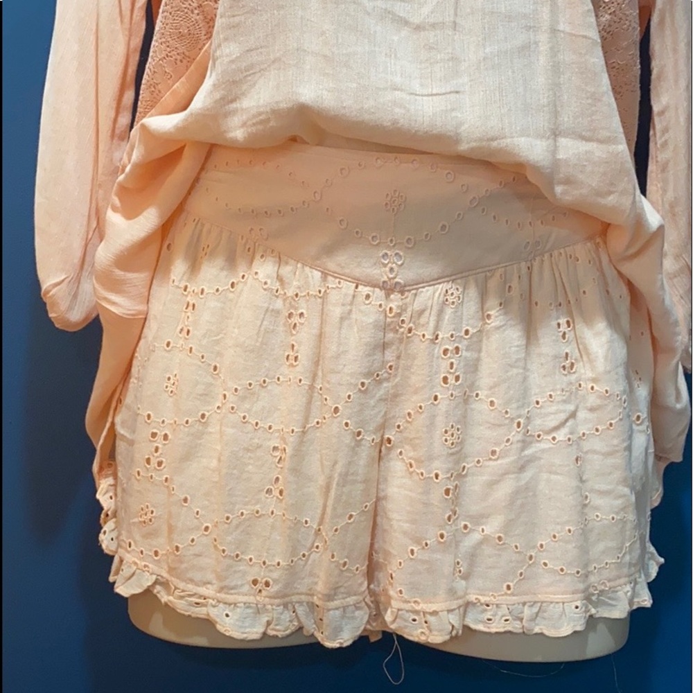 Red Camel shorts